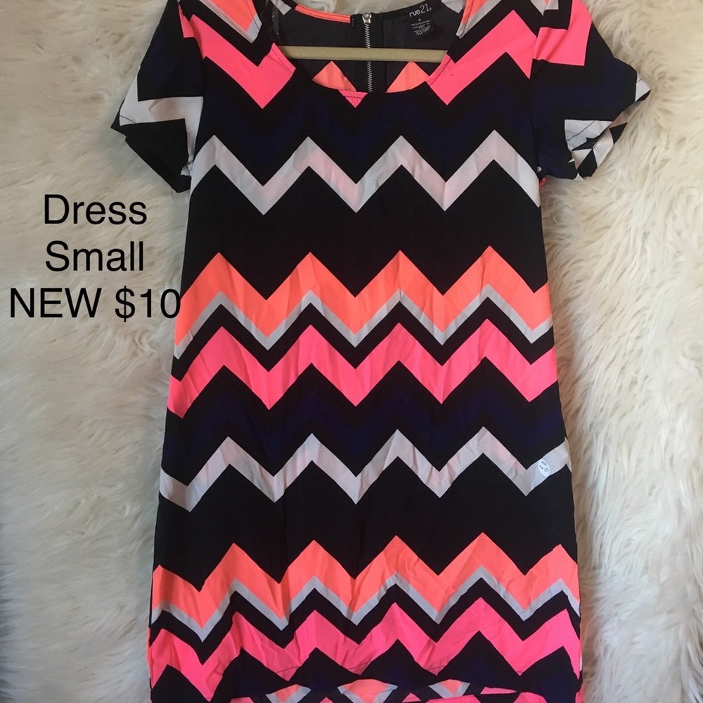 Rue 21 chevron dress